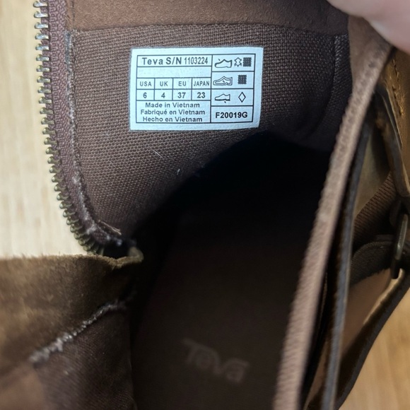 Teva Ellery Ankle Waterproof Boots Distressed Brown Leather Women’s Size 6 - Picture 7 of 7